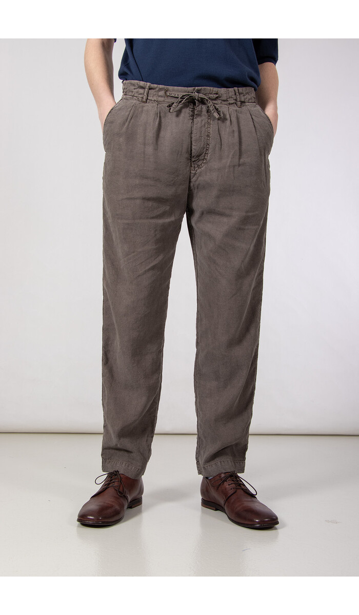 Hannes Roether Hannes Roether Trousers / Paper / Rock