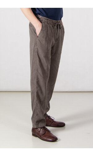 Hannes Roether Hannes Roether Trousers / Paper / Rock