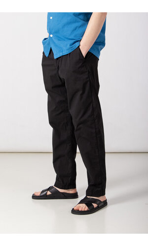 Hannes Roether Hannes Roether Trousers / Paper / Black