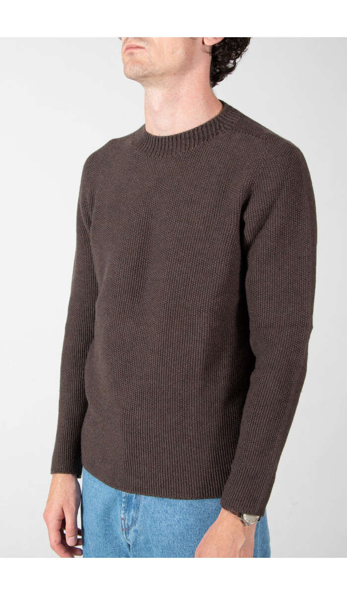 Hannes Roether Hannes Roether Sweater / Neffe / Brown