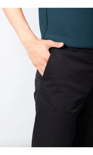 Yoost Yoost Hose / Concrete Pants / Schwarz