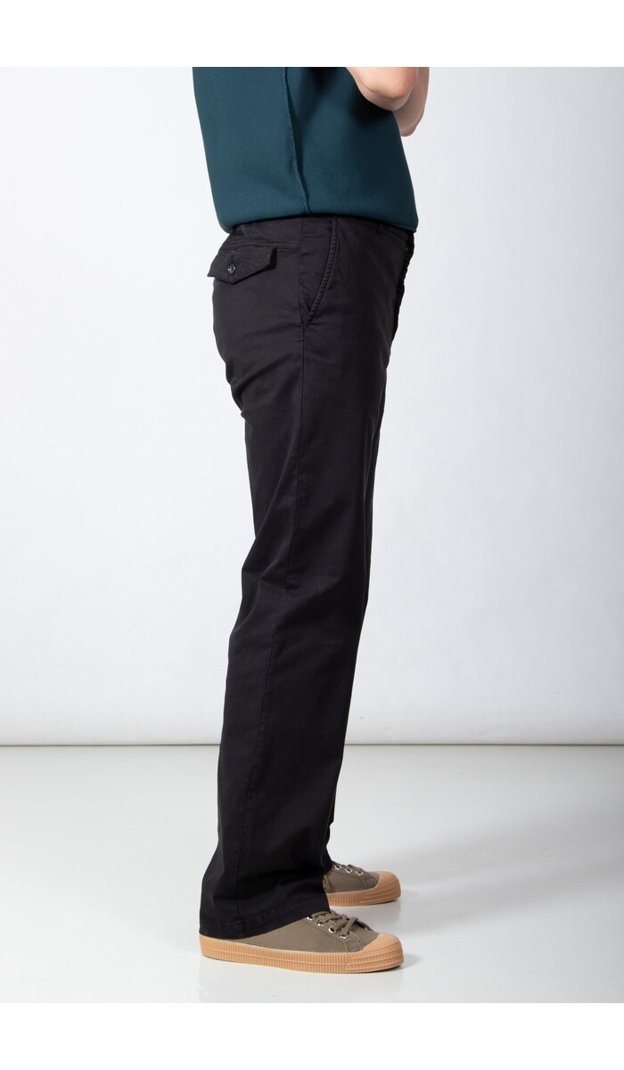Yoost Yoost Hose / Concrete Pants / Schwarz
