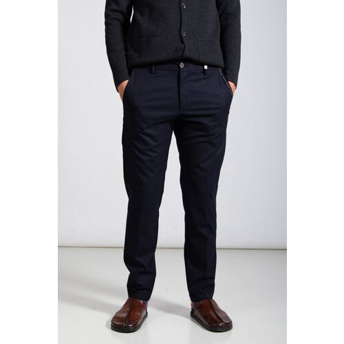 Myths Myths Broek / 25WM12L330 / Navy Myths Myths Broek / 25WM12L330 / Navy
