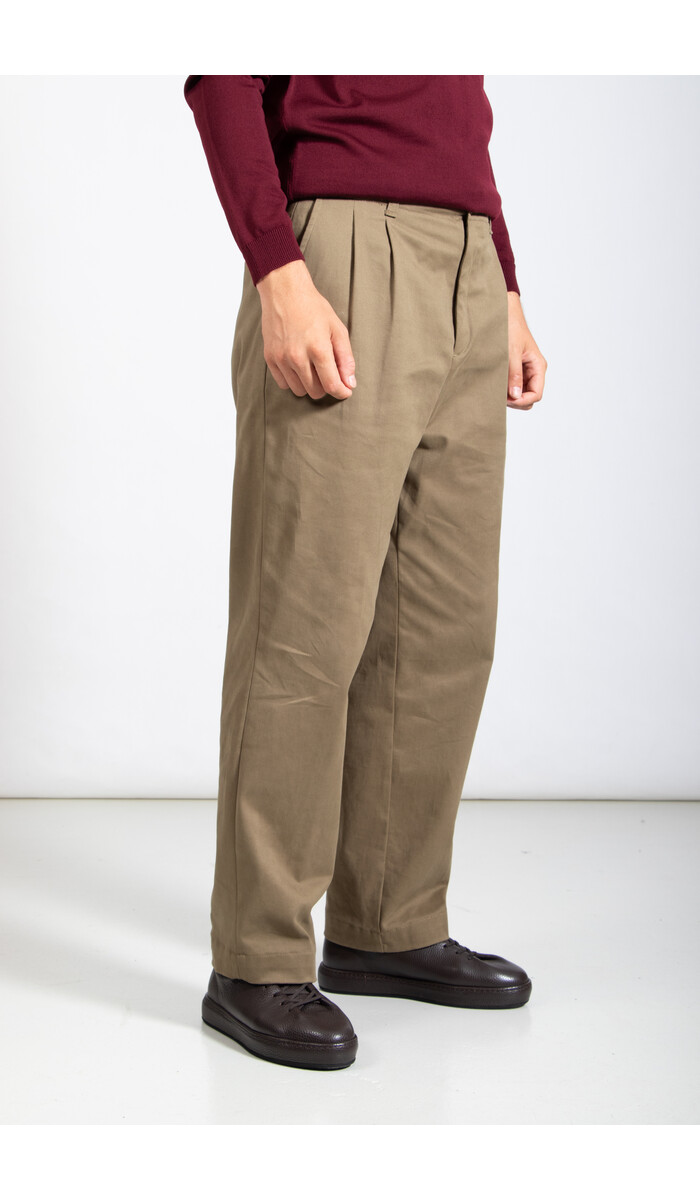 Myths Myths Trousers / 25WM24L302 / Moss Green