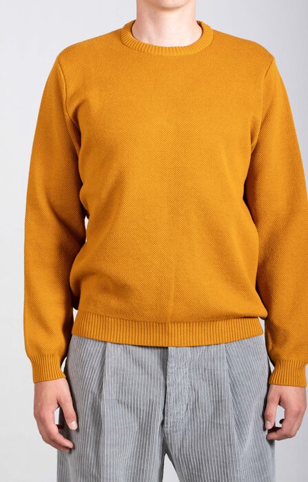Nitto Nitto Sweater / Youri Col / Ochre