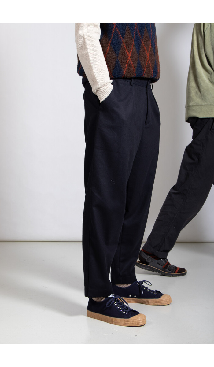 Universal Works Universal Works Trousers / Pleated Track / Darnk Navy