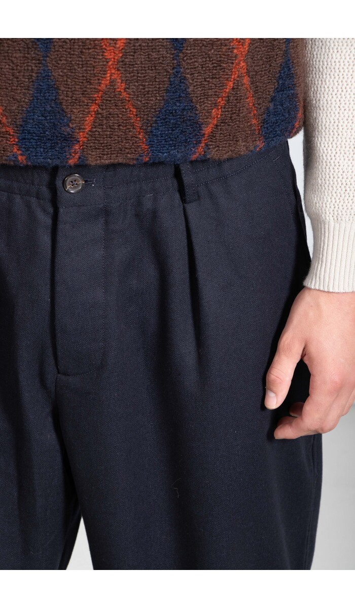 Universal Works Universal Works Trousers / Pleated Track / Darnk Navy