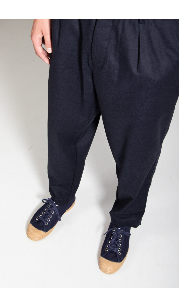 Universal Works Universal Works Trousers / Pleated Track / Darnk Navy