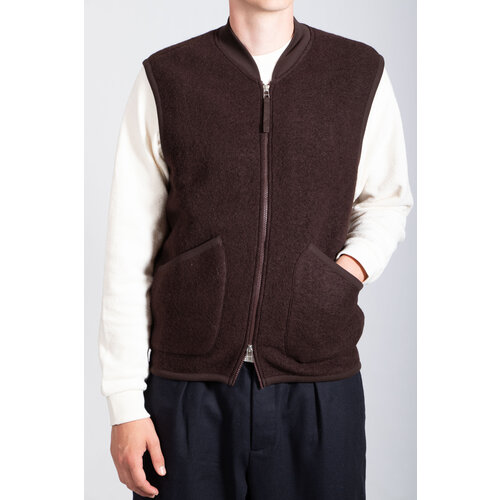 Universal Works Universal Works Vest / Zip Gilet / Choco Universal Works Universal Works Vest / Zip Gilet / Choco
