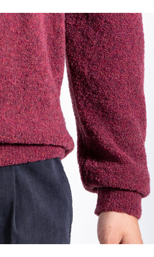 Gallia Gallia Sweater / Gilroy / Freisa Wine