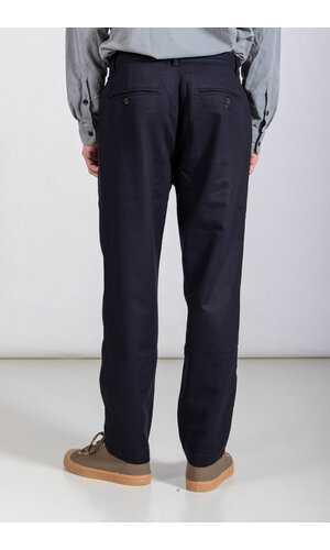 Universal Works Universal Works Broek / Military Chino / Donker Navy Universal Works Universal Works Broek / Military Chino / Donker Navy