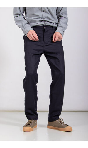 Universal Works Universal Works Broek / Military Chino / Donker Navy Universal Works Universal Works Broek / Military Chino / Donker Navy