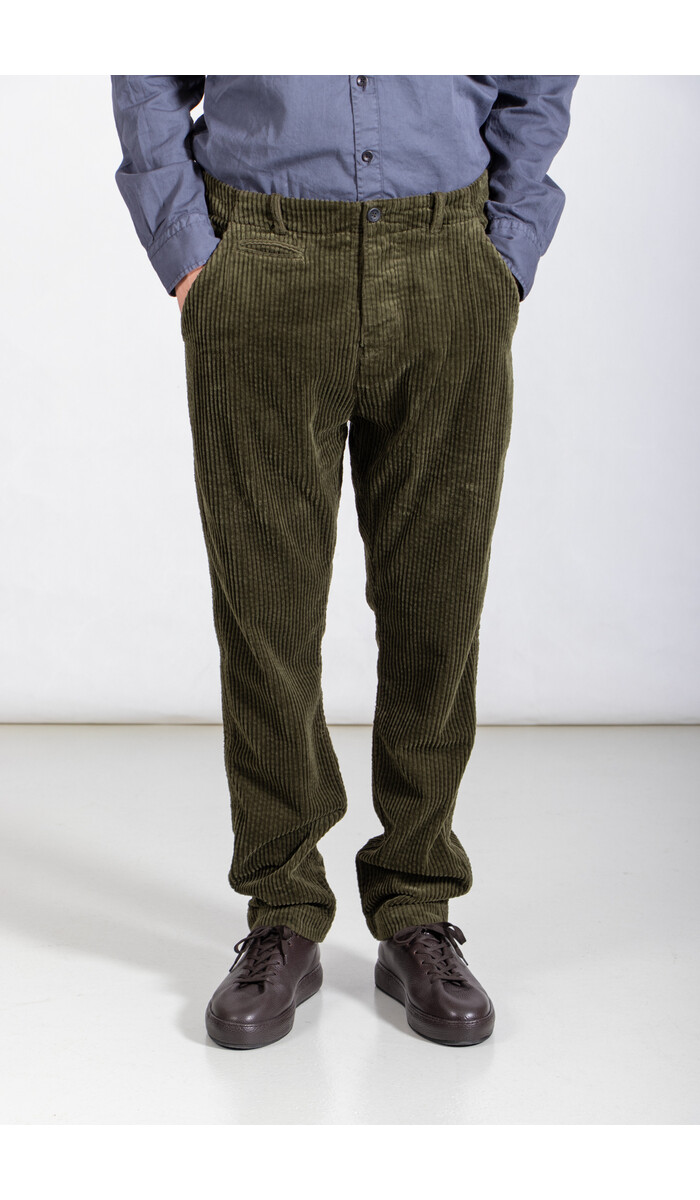 Hannes Roether Hannes Roether Trousers / Barbe / Dark Green Hannes Roether Hannes Roether Trousers / Barbe / Dark Green