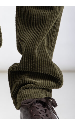 Hannes Roether Hannes Roether Trousers / Barbe / Dark Green Hannes Roether Hannes Roether Trousers / Barbe / Dark Green