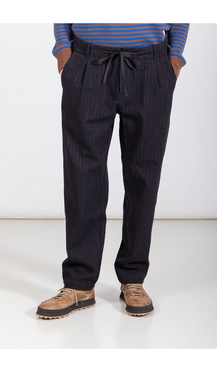 Hannes Roether Hannes Roether Trousers / Pesper / Chalkstripe Hannes Roether Hannes Roether Trousers / Pesper / Chalkstripe