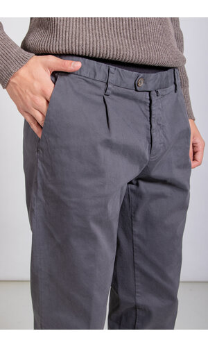 Myths Myths Hose / 25WM19L80 / Graue Maus