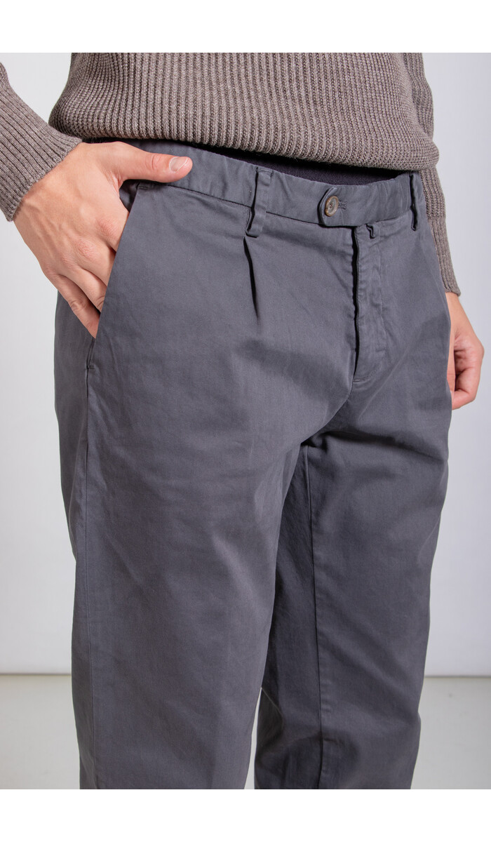 Myths Myths Hose / 25WM19L80 / Graue Maus