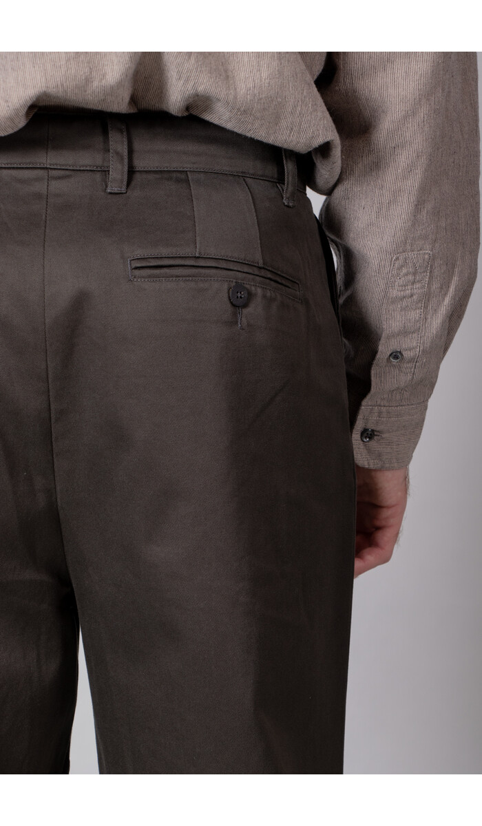 Rough Side Rough Side Broek / Two Tuck Pants / Donker Bos Rough Side Rough Side Broek / Two Tuck Pants / Donker Bos