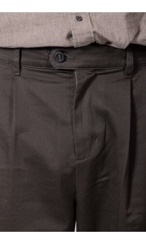 Rough Side Rough Side Broek / Two Tuck Pants / Donker Bos Rough Side Rough Side Broek / Two Tuck Pants / Donker Bos