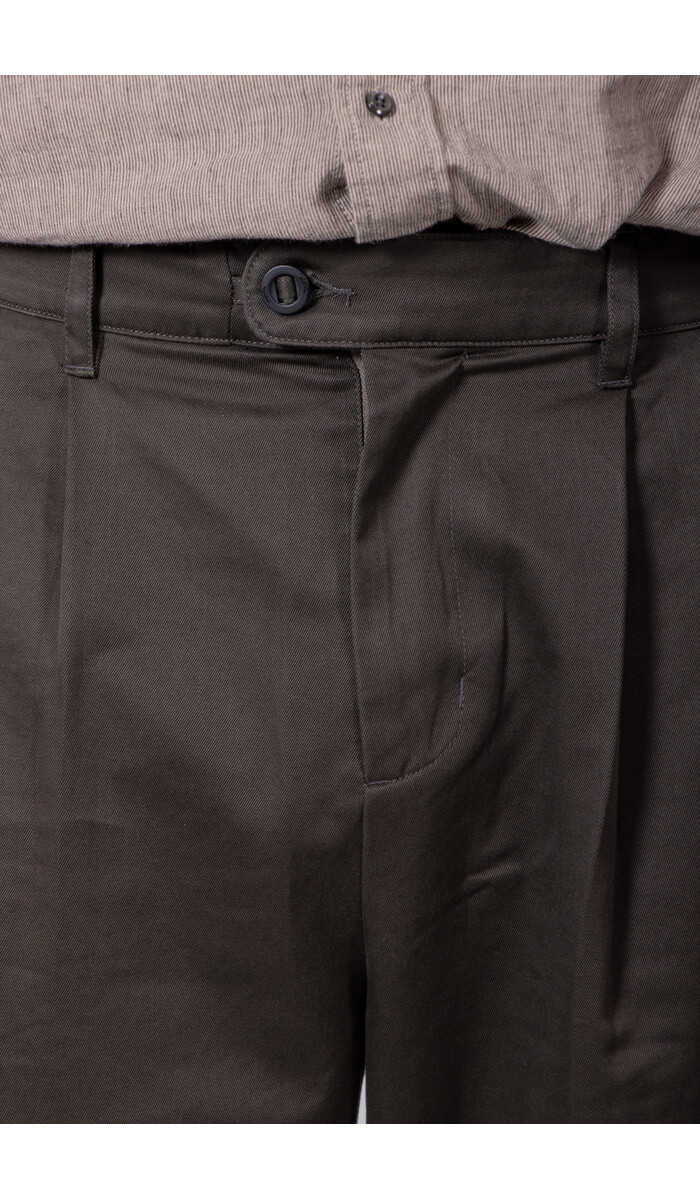 Rough Side Rough Side Broek / Two Tuck Pants / Donker Bos Rough Side Rough Side Broek / Two Tuck Pants / Donker Bos