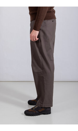 Rough Side Rough Side Broek / Box Pleat Pants / Houtskool Rough Side Rough Side Broek / Box Pleat Pants / Houtskool