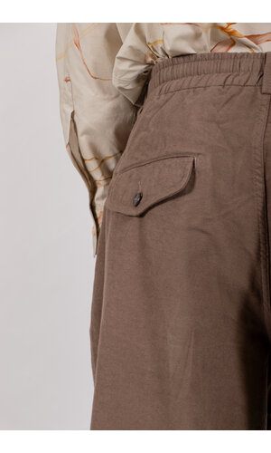 Universal Works Universal Works Hose / Pleated Track / Khaki