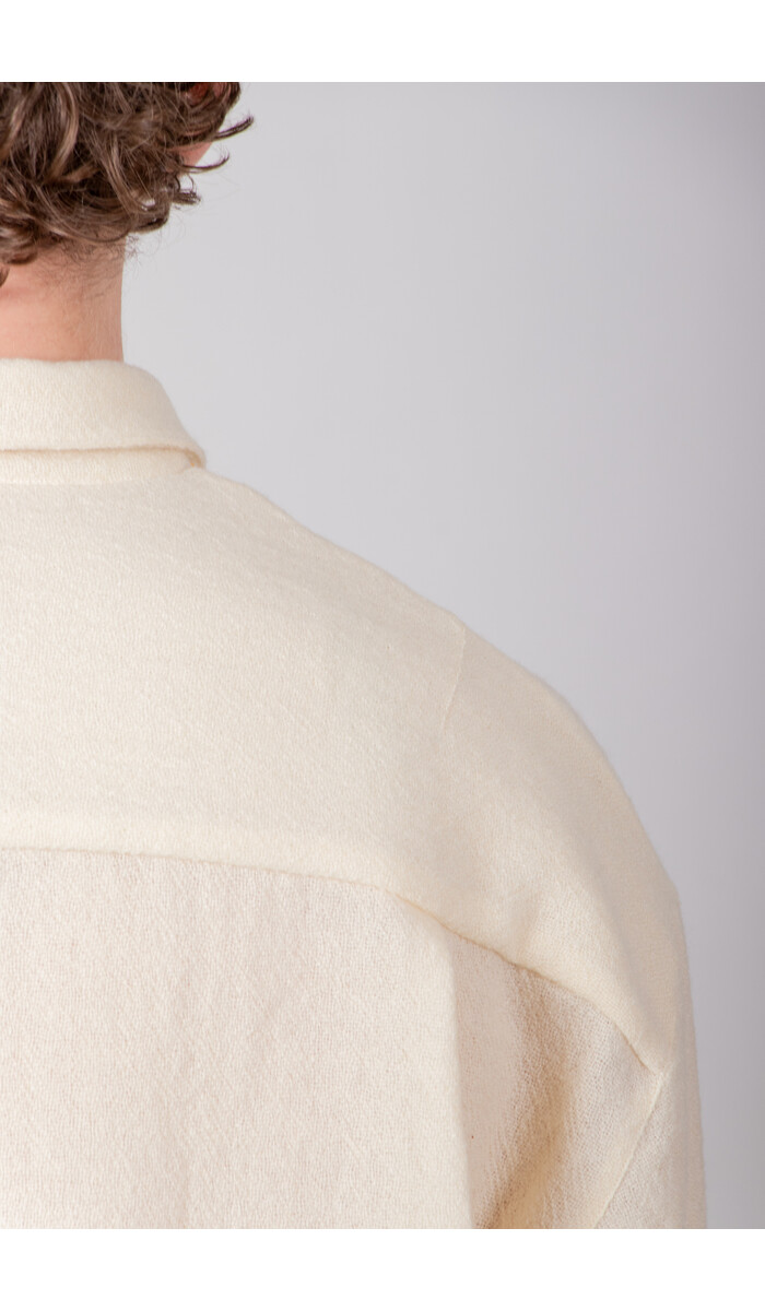 Delikatessen Delikatessen Hemd / Relaxed Overshirt / Creamy Delikatessen Delikatessen Hemd / Relaxed Overshirt / Creamy