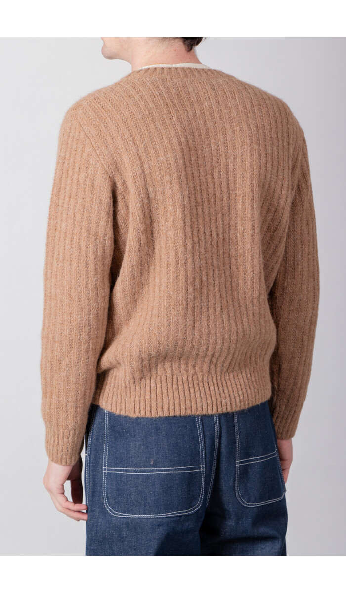 Delikatessen Delikatessen Trui / Crewneck / Kameel Delikatessen Delikatessen Trui / Crewneck / Kameel