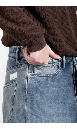 Nine In The Morning Nine in the Morning Broek / Icaro / Sydney