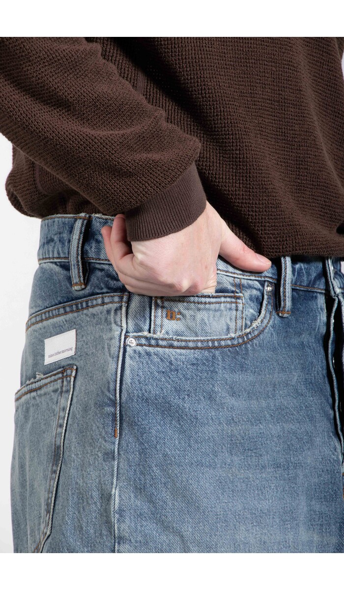 Nine In The Morning Nine in the Morning Broek / Icaro / Sydney