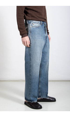 Nine In The Morning Nine in the Morning Broek / Icaro / Sydney