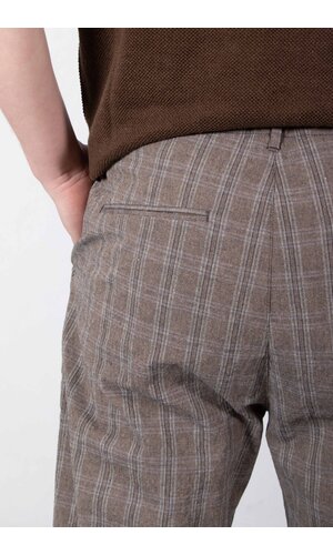 Hannes Roether Hannes Roether Trousers / Paper / Bosgrond