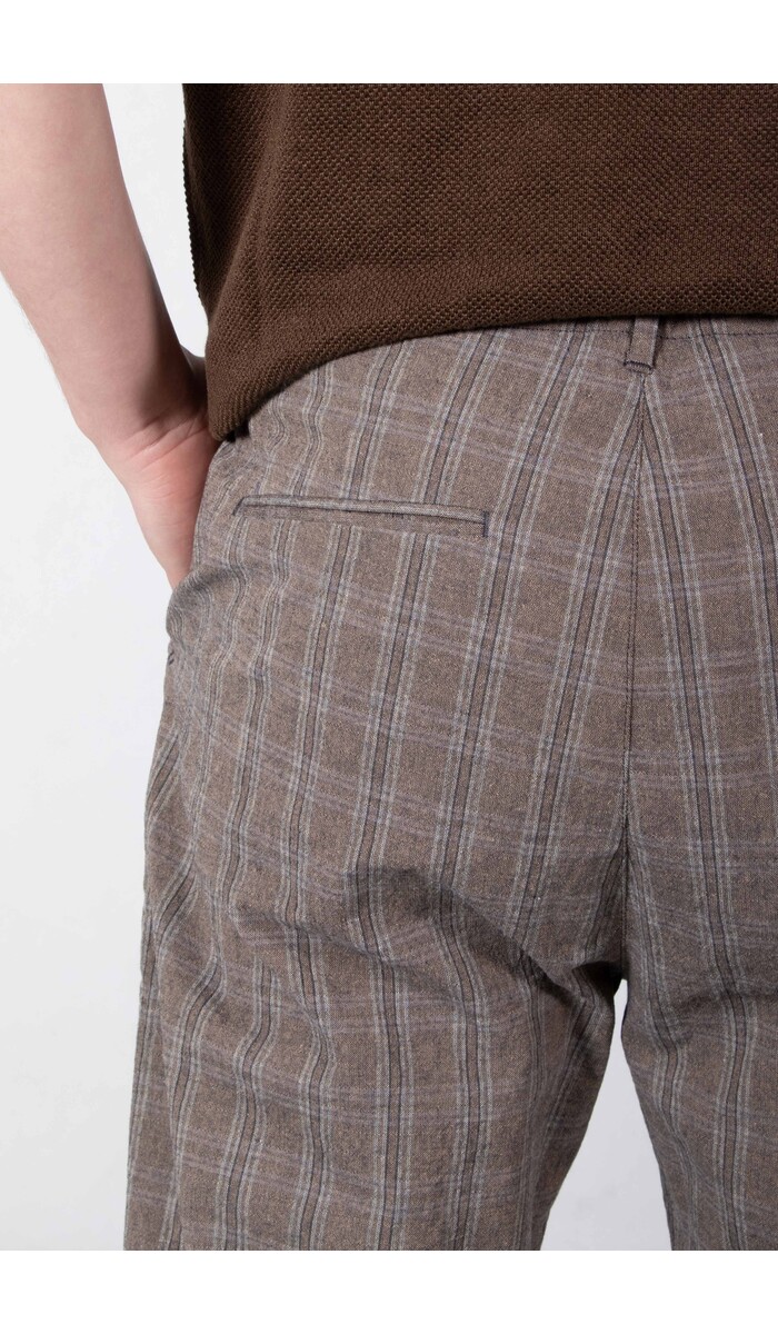 Hannes Roether Hannes Roether Trousers / Paper / Bosgrond