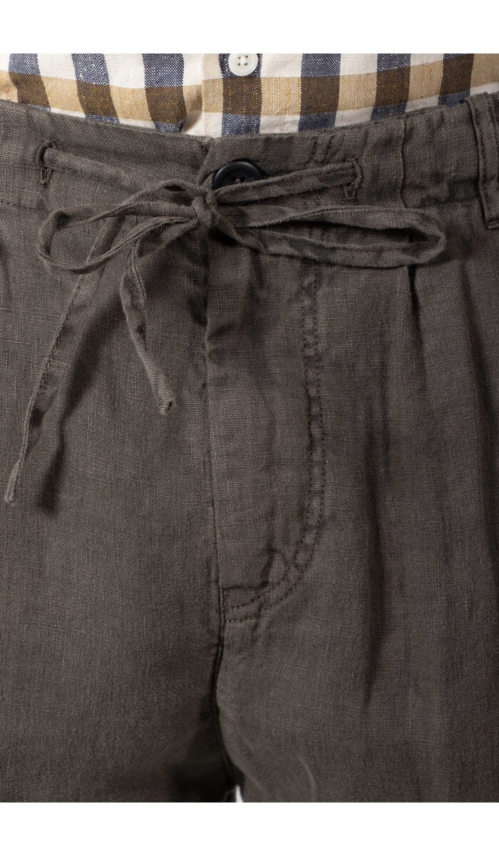 Hannes Roether Hannes Roether Broek / Paper / Oud Boek