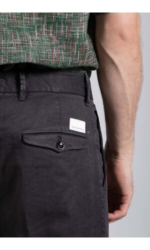 Nine In The Morning Nine In The Morning Broek / Philip Chino / Houtskool Nine In The Morning Nine In The Morning Broek / Philip Chino / Houtskool