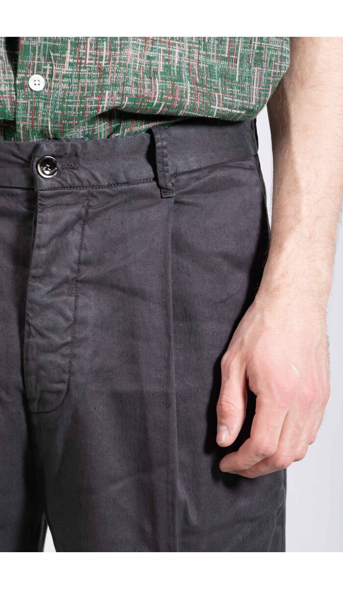 Nine In The Morning Nine In The Morning Broek / Philip Chino / Houtskool Nine In The Morning Nine In The Morning Broek / Philip Chino / Houtskool