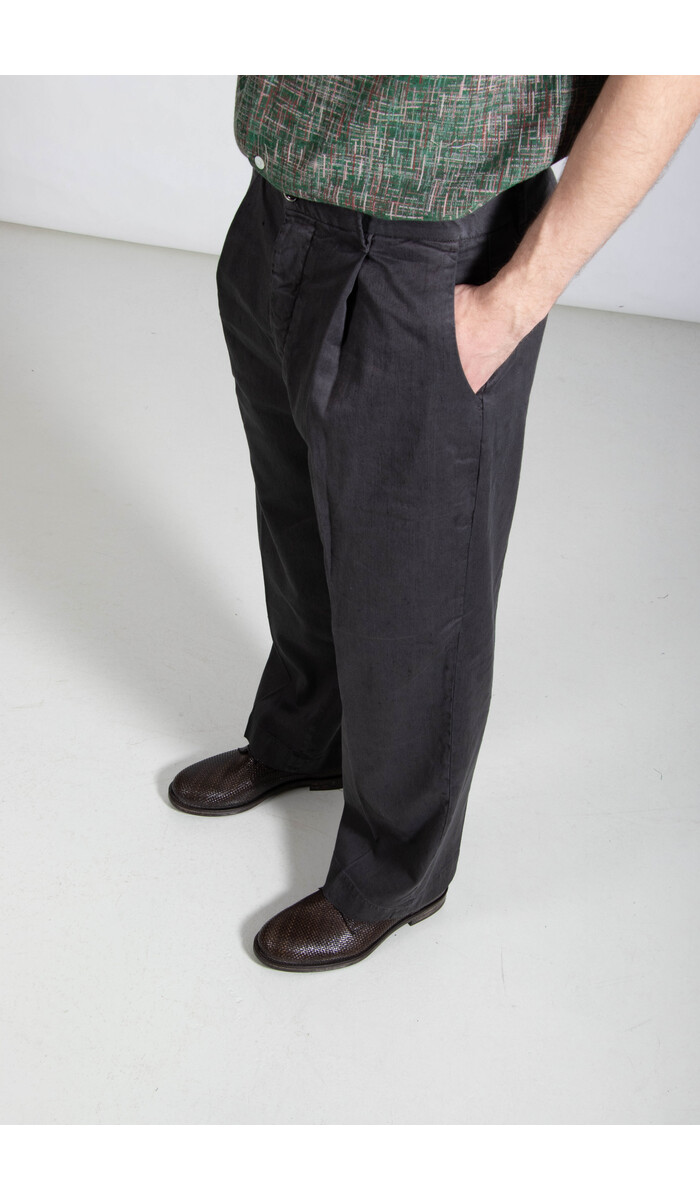 Nine In The Morning Nine In The Morning Broek / Philip Chino / Houtskool Nine In The Morning Nine In The Morning Broek / Philip Chino / Houtskool