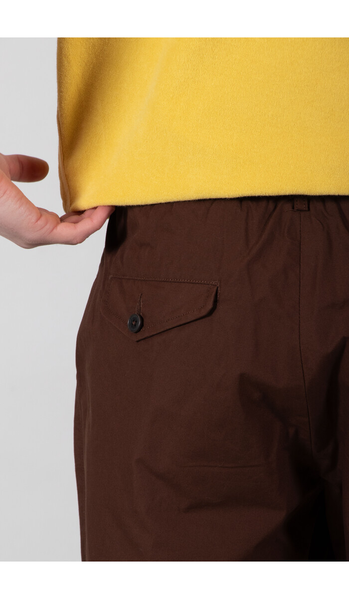 Universal Works Universal Works Korte Broek / Pleated Track Short / Bruine Streep