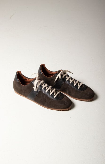 Reproduction of Found Reproduction of Found Sneaker / 1714S / Slagroomtruffel