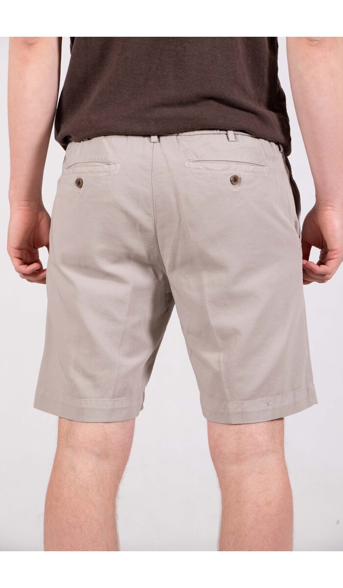 Myths Myths Kurze Hose / 26M71B75 / Grau