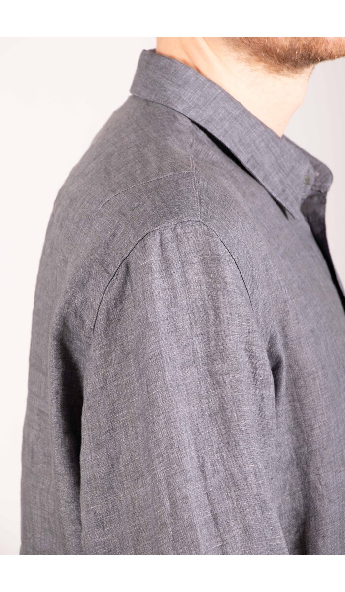 Delikatessen Delikatessen Shirt / Feel Good / Dove Grey Delikatessen Delikatessen Shirt / Feel Good / Dove Grey