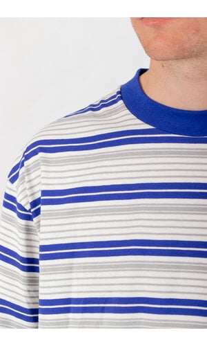 Is-ness Is-ness T-Shirt / Border T / Blauw Is-ness Is-ness T-Shirt / Border T / Blauw