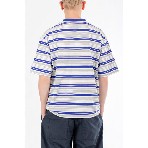 Is-ness Is-ness T-Shirt / Border T / Blauw