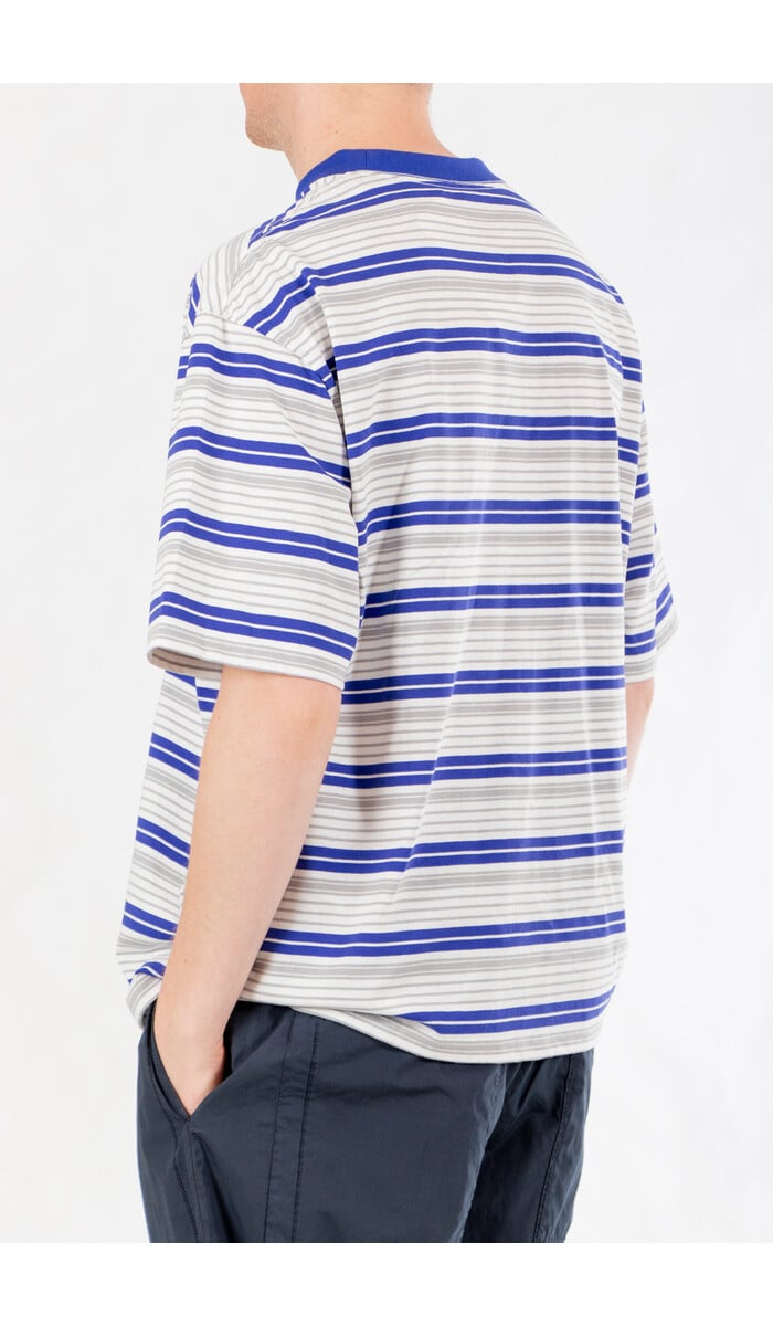 Is-ness Is-ness T-Shirt / Border T / Blauw Is-ness Is-ness T-Shirt / Border T / Blauw