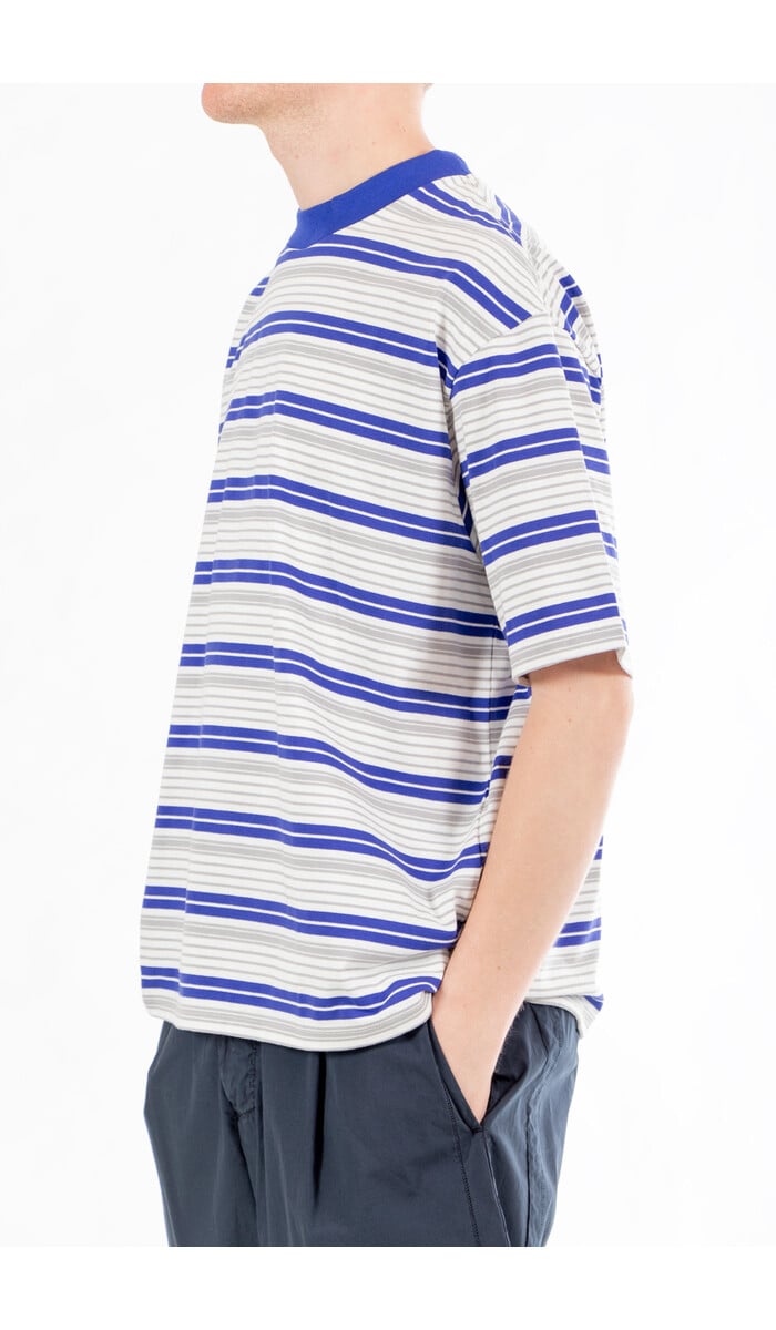Is-ness Is-ness T-Shirt / Border T / Blauw Is-ness Is-ness T-Shirt / Border T / Blauw