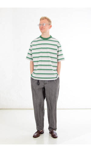 Is-ness Is-ness T-Shirt / Border T / Groen Is-ness Is-ness T-Shirt / Border T / Groen