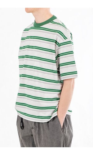 Is-ness Is-ness T-Shirt / Border T / Groen Is-ness Is-ness T-Shirt / Border T / Groen