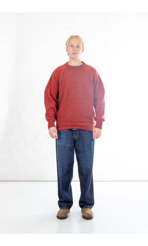 Universal Works Universal Works Pullover / Lyon Crew / Grapefruit Universal Works Universal Works Pullover / Lyon Crew / Grapefruit