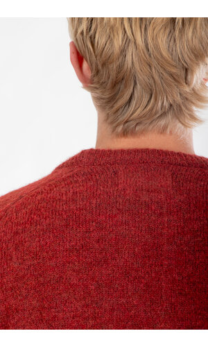 Universal Works Universal Works Pullover / Lyon Crew / Grapefruit Universal Works Universal Works Pullover / Lyon Crew / Grapefruit