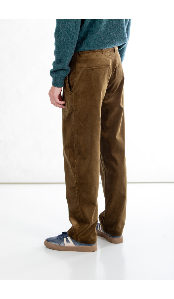 De Bonne Facture De Bonne Facture Broek / Balloon Trousers / Khaki De Bonne Facture De Bonne Facture Broek / Balloon Trousers / Khaki